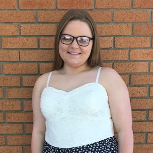 Meet your Posher, Chloe